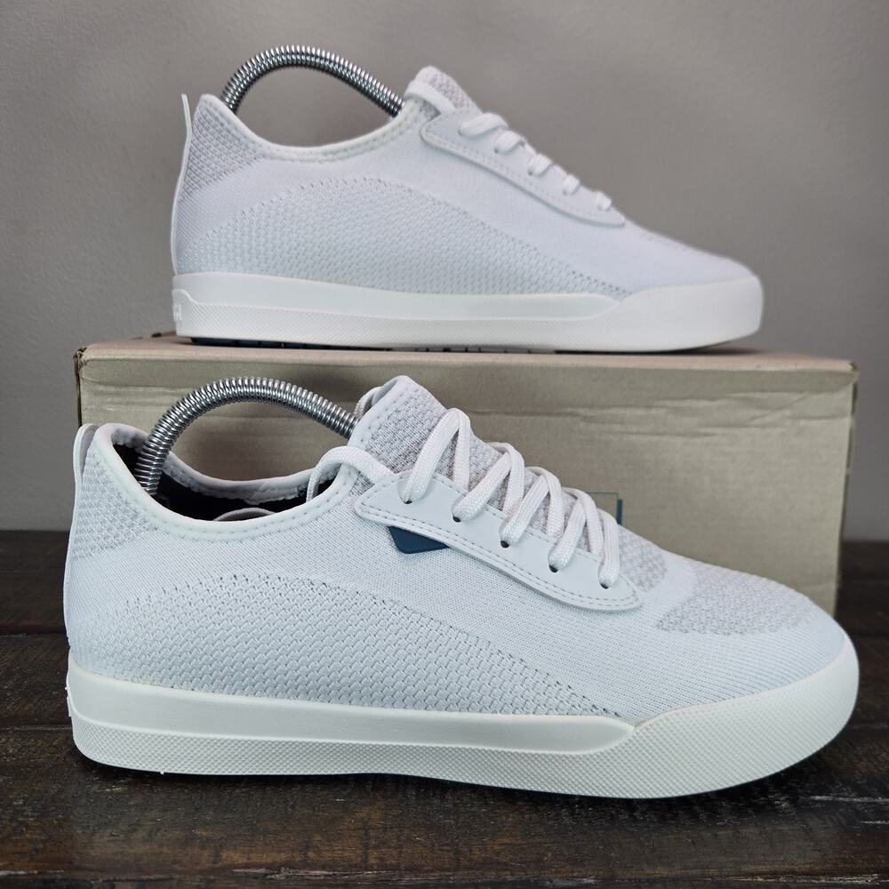 NEW Vessi Weekend Sneaker Womens Size 9 Waterproof Shoes Marble White